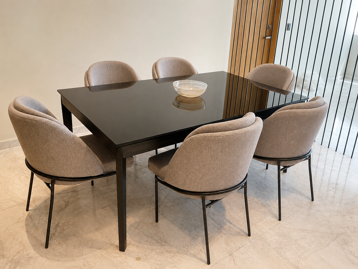 Mesa de comedor modelo NOIR | Mublia Home
