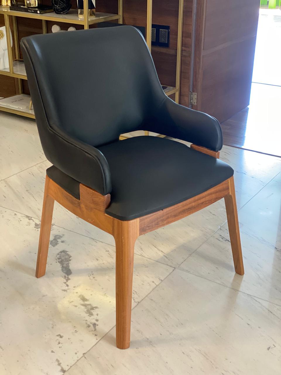 Silla para Comedor Modelo Debora(parota) – Diseño Moderno y Personalizable | Mublia Home
