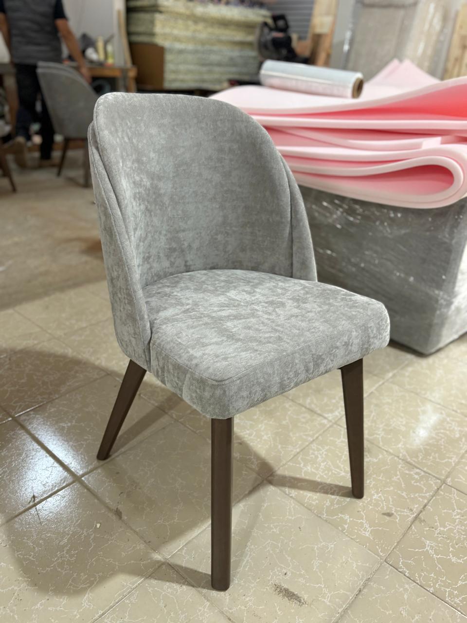 Silla para Comedor Modelo Daniela – Diseño Moderno y Personalizable | Mublia Home