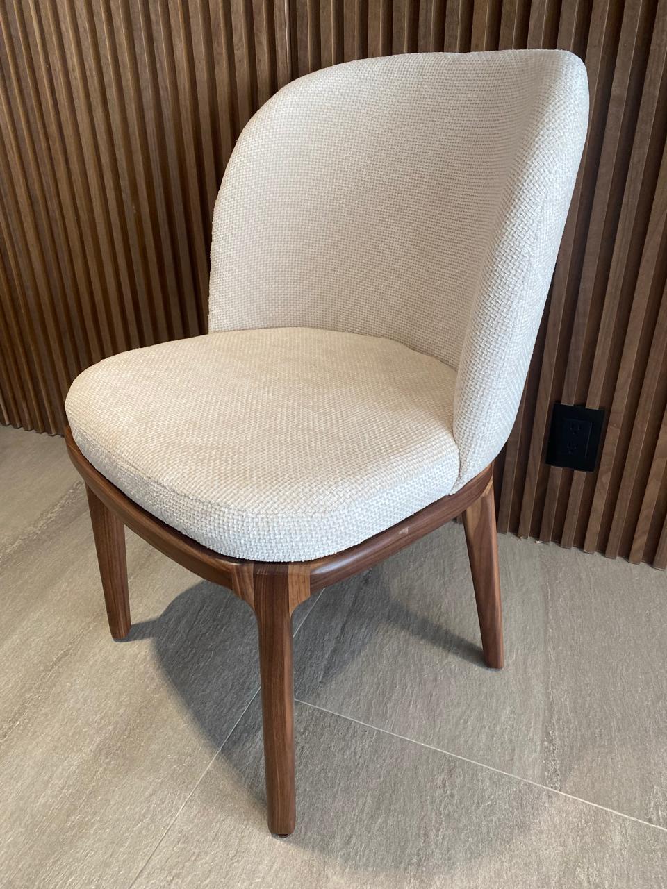 Silla para Comedor Modelo Luna – Diseño Moderno y Personalizable | Mublia Home